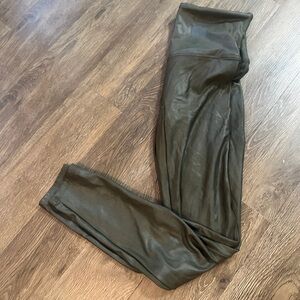 Spanx XL Faux Leather Legging